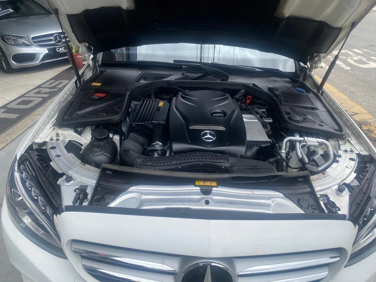 MERCEDES-BENZ C 180