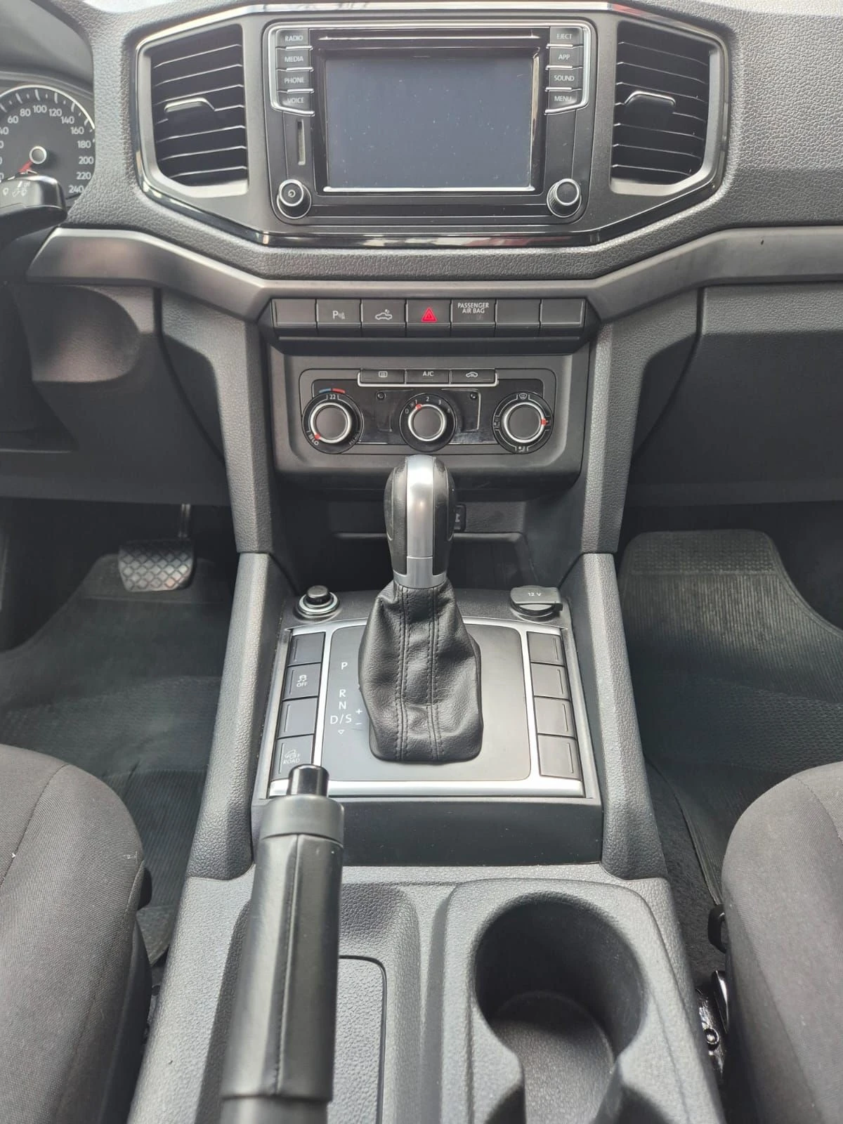 VOLKSWAGEN AMAROK