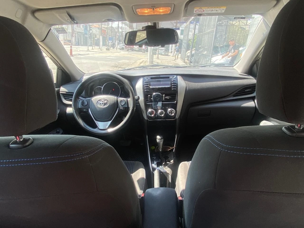 TOYOTA YARIS