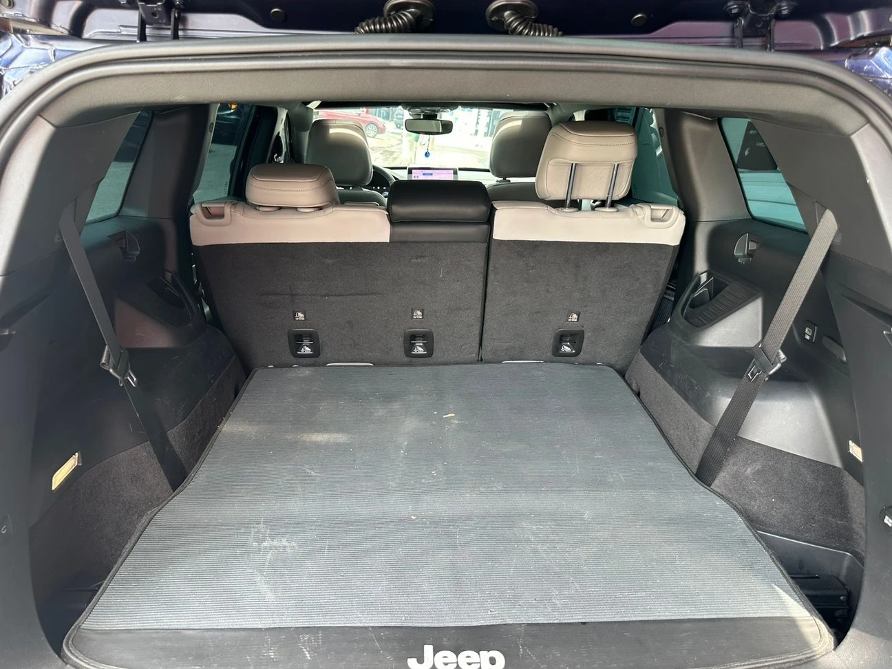 JEEP COMMANDER
