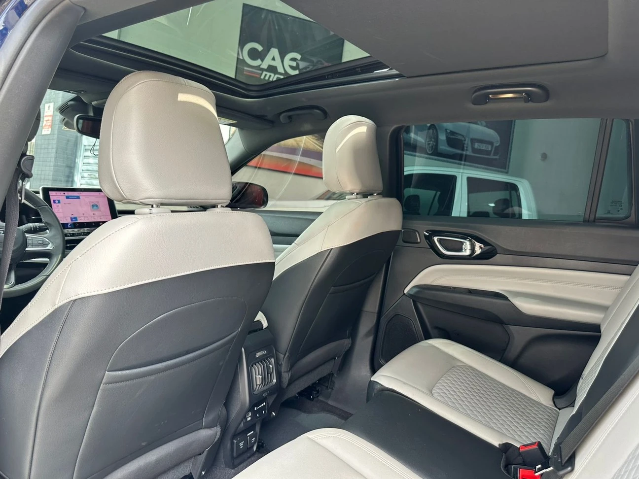 JEEP COMMANDER
