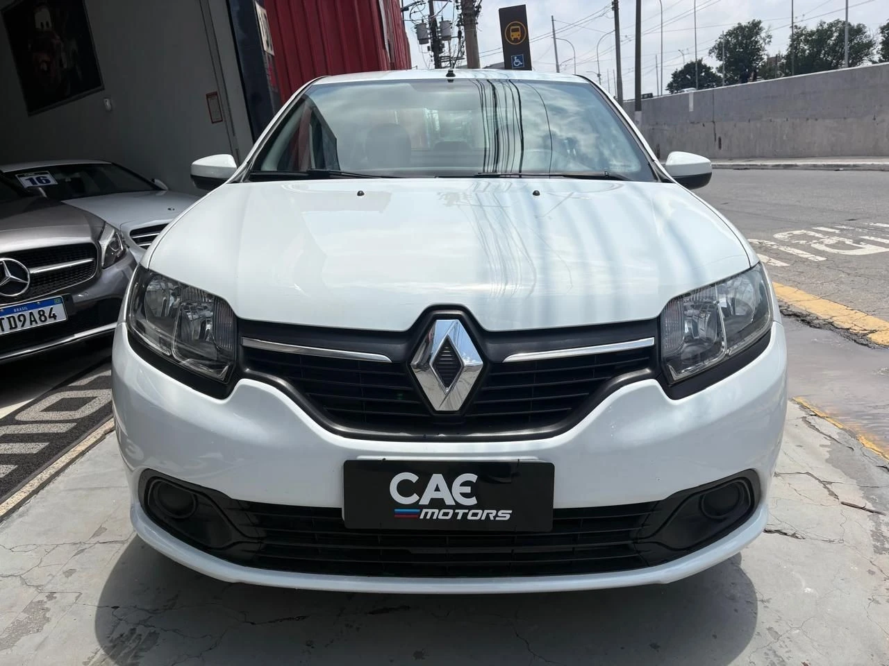 RENAULT LOGAN