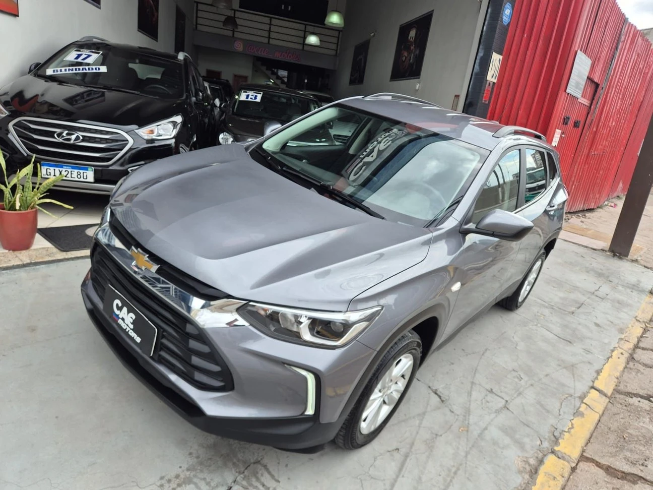 CHEVROLET TRACKER