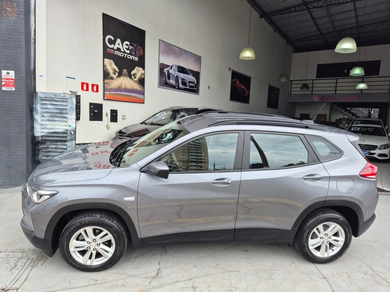 CHEVROLET TRACKER