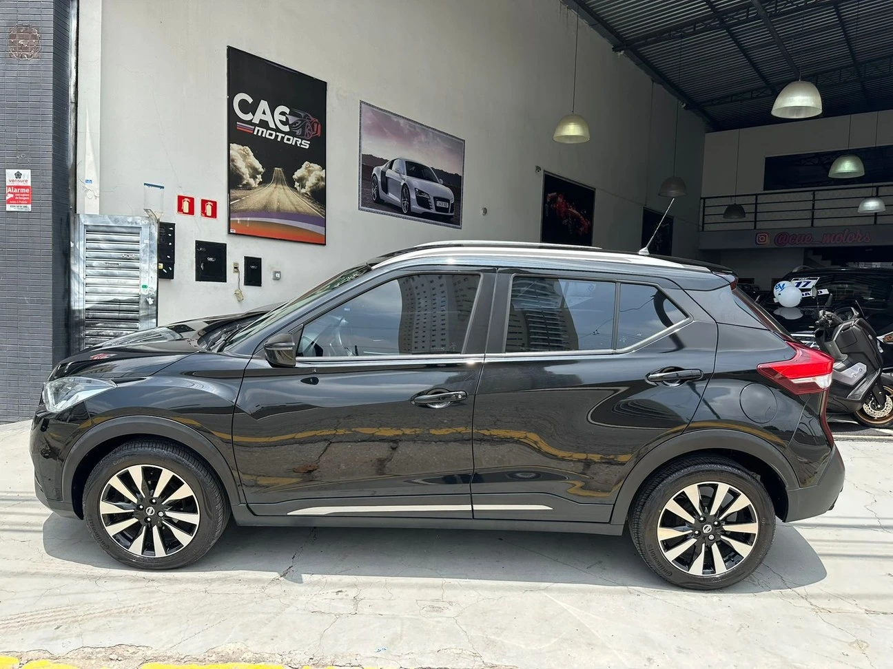 NISSAN KICKS