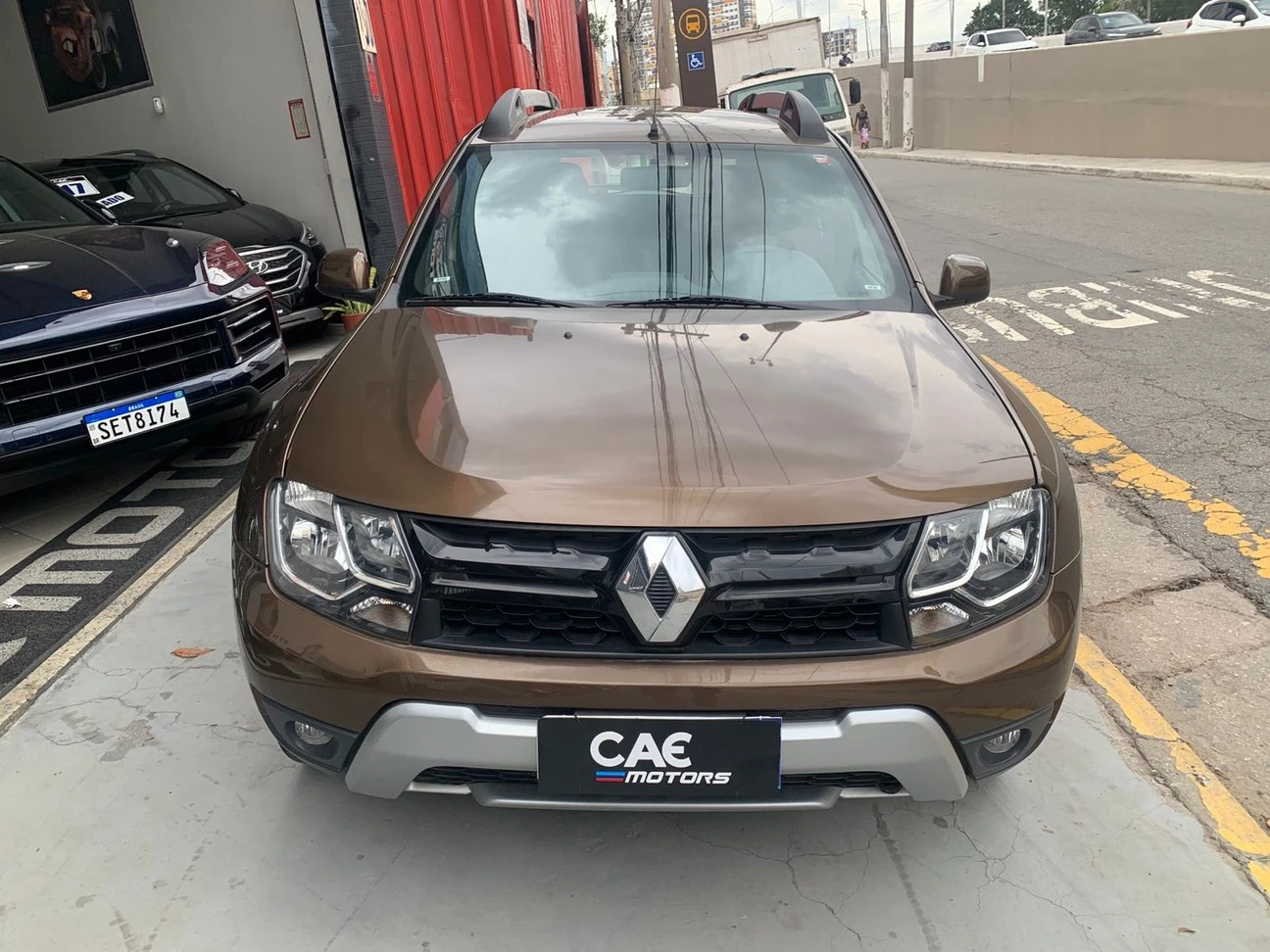 RENAULT DUSTER