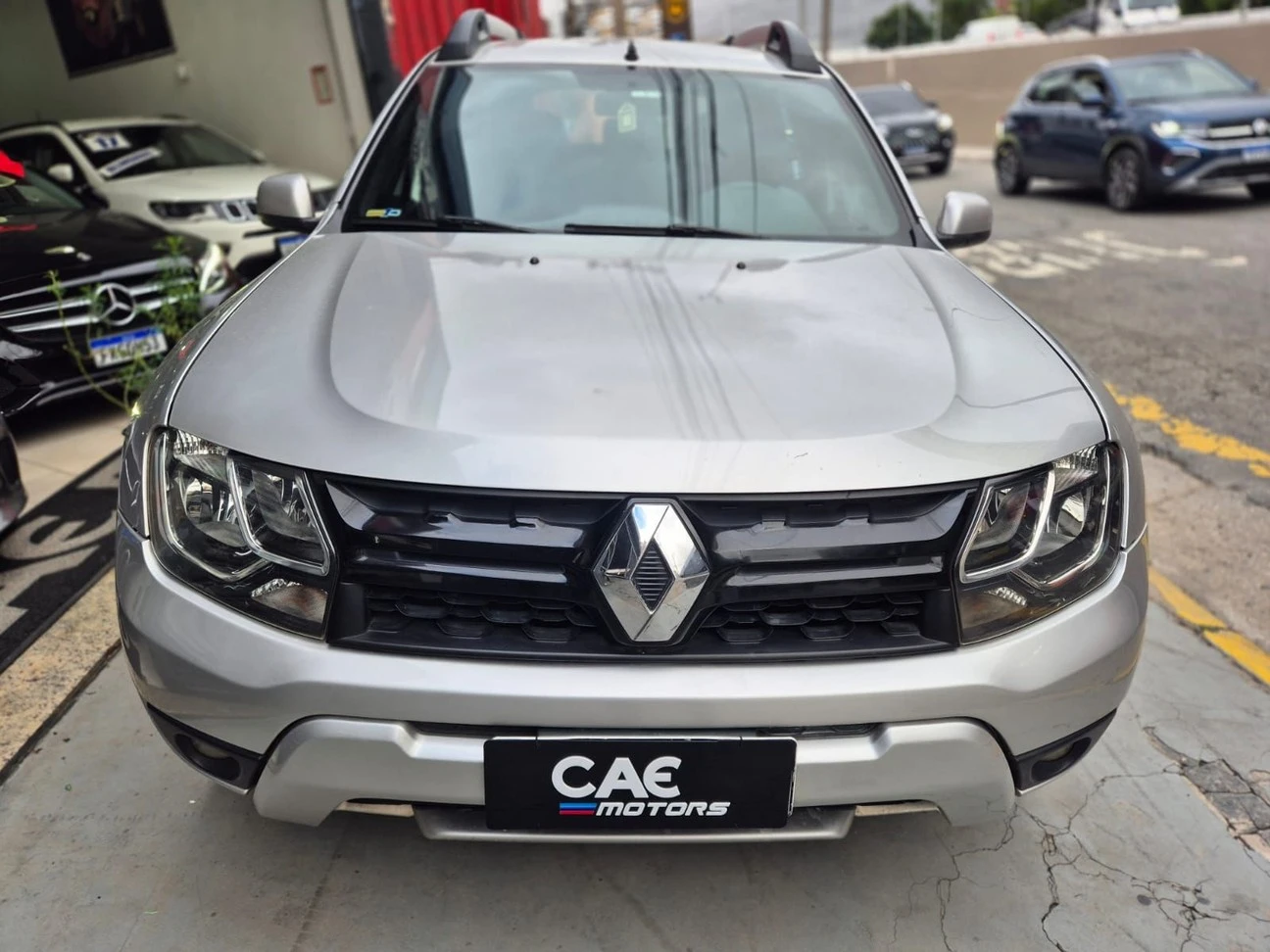 RENAULT DUSTER