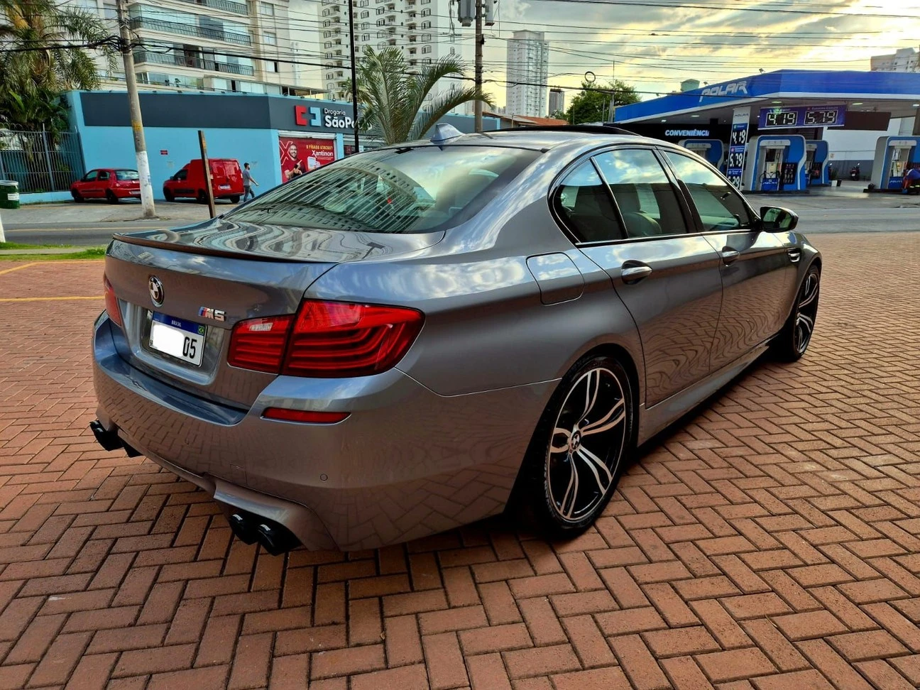 BMW M5