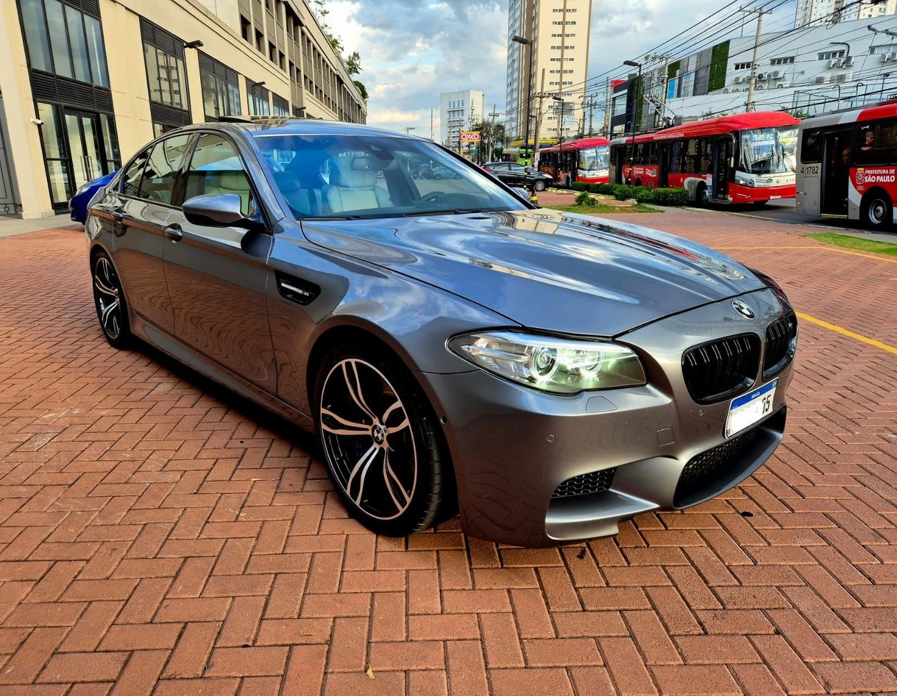 BMW M5