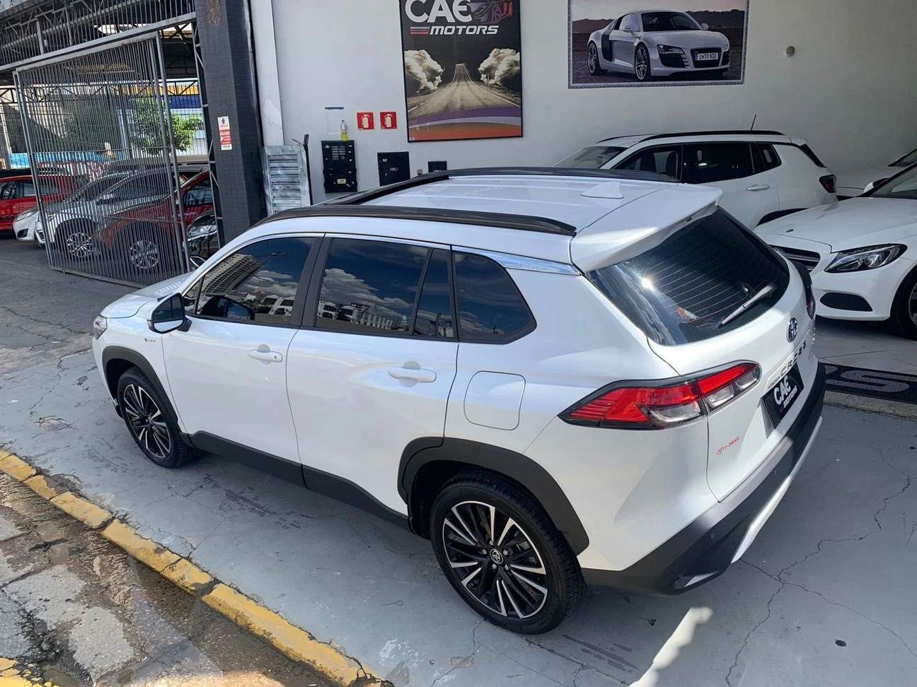 TOYOTA COROLLA CROSS