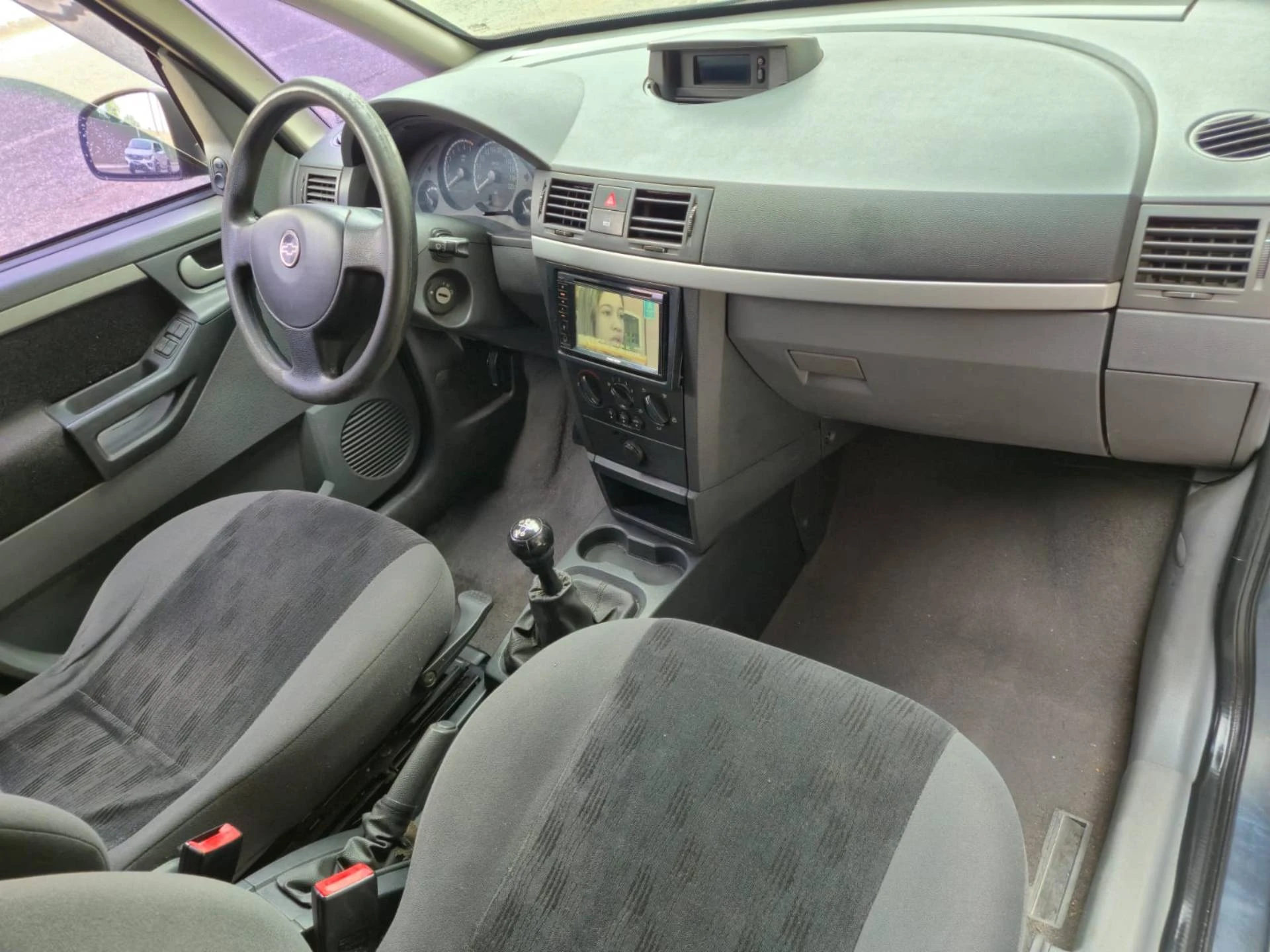 Thumb 12