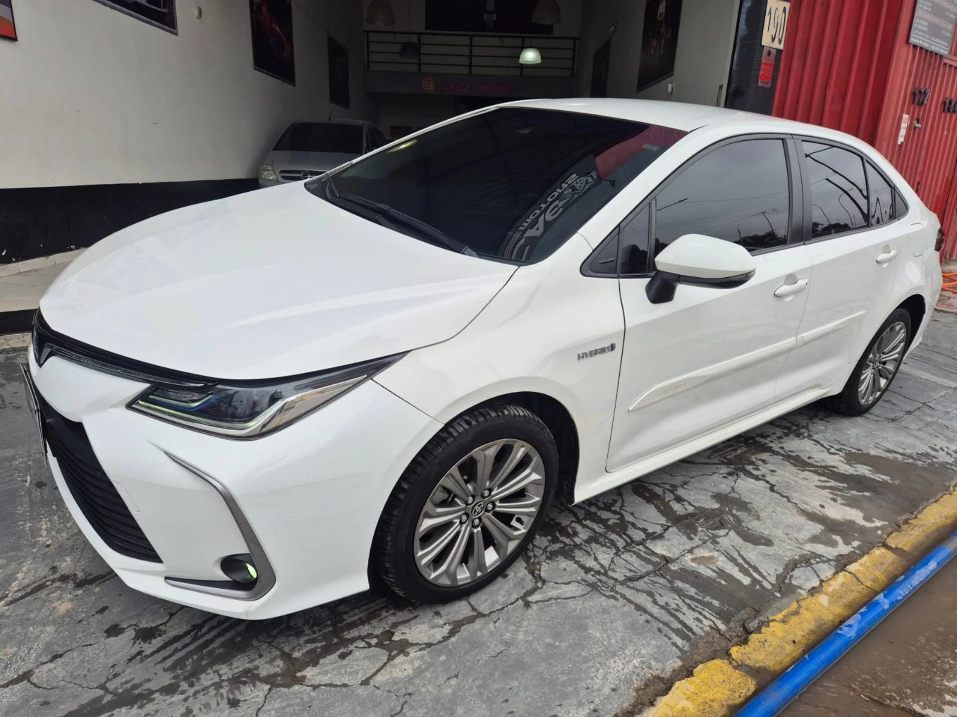 COROLLA