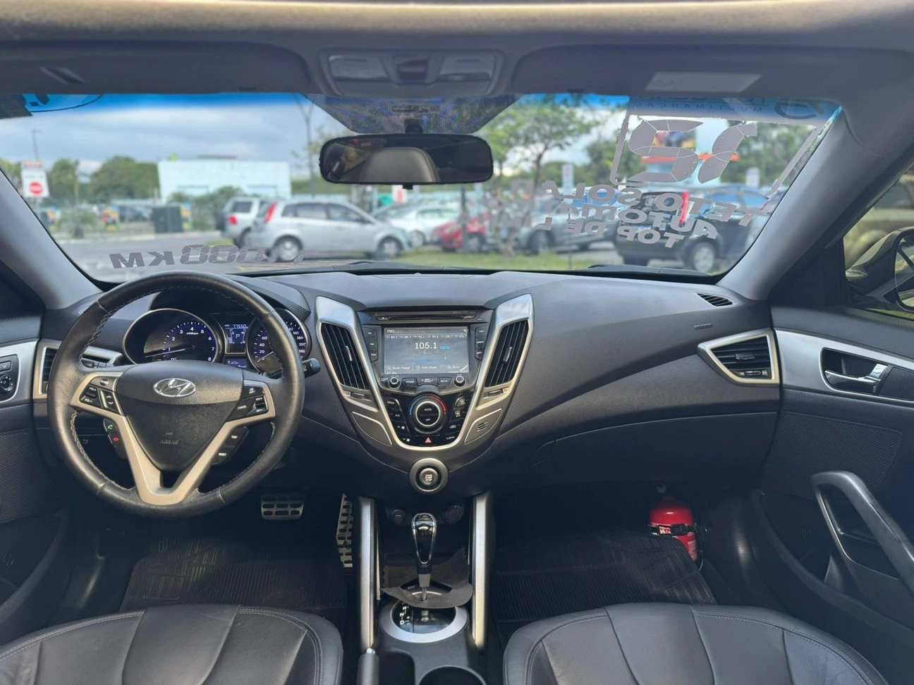 HYUNDAI VELOSTER