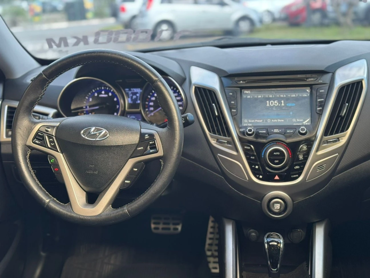 HYUNDAI VELOSTER