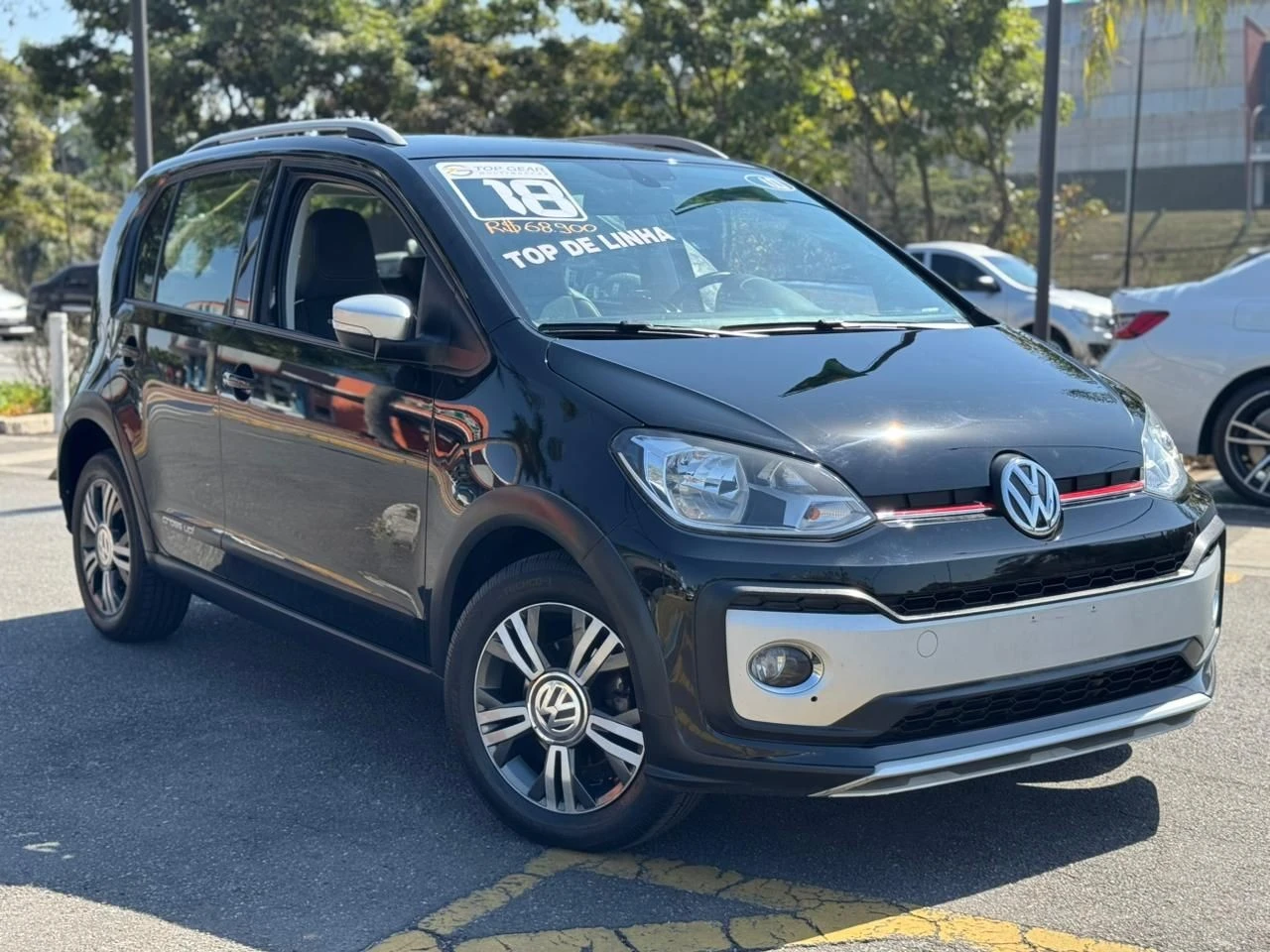 VOLKSWAGEN CROSS UP