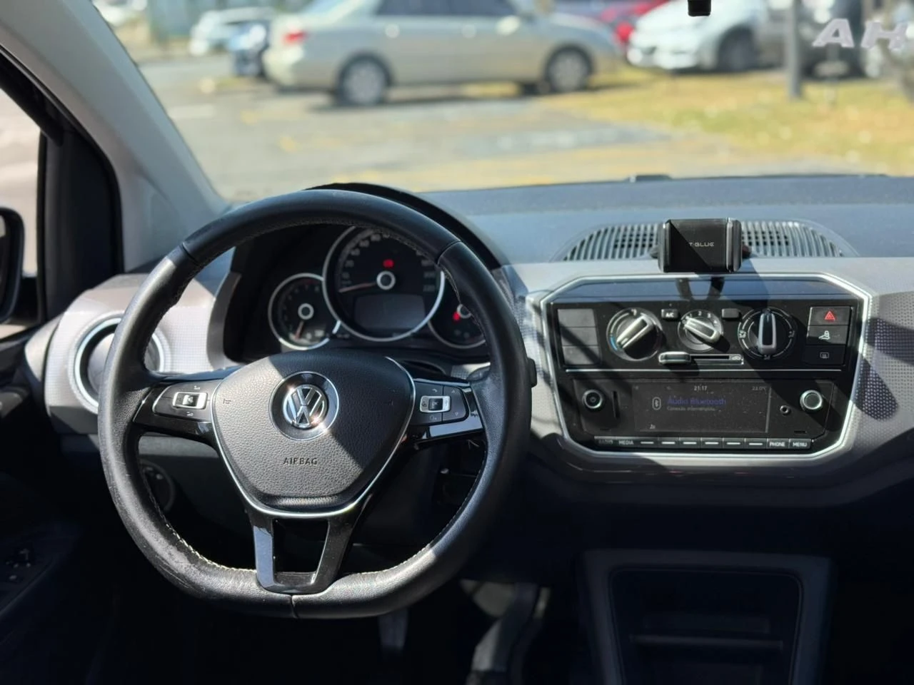 VOLKSWAGEN CROSS UP
