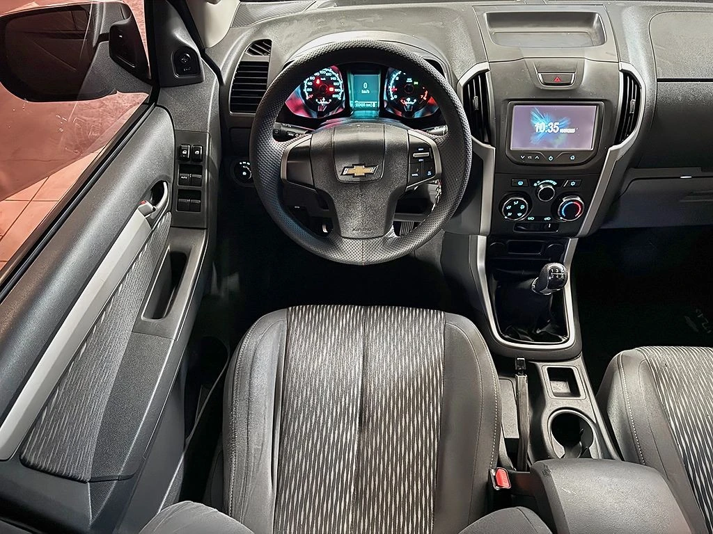 CHEVROLET S10