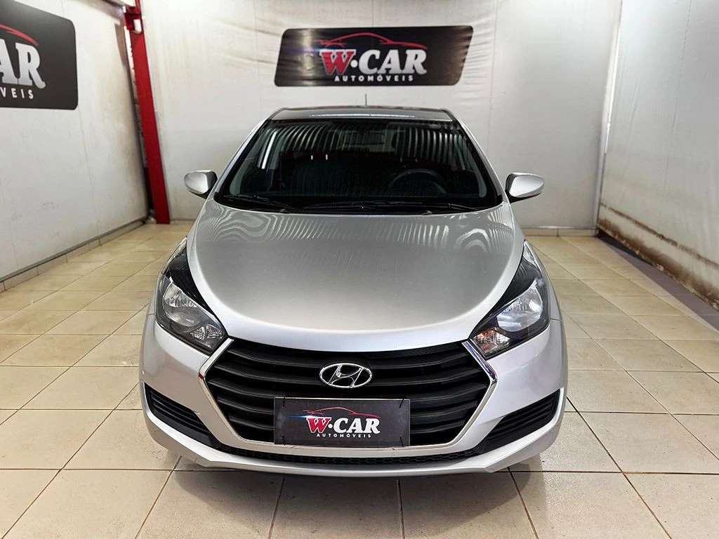 HYUNDAI HB20