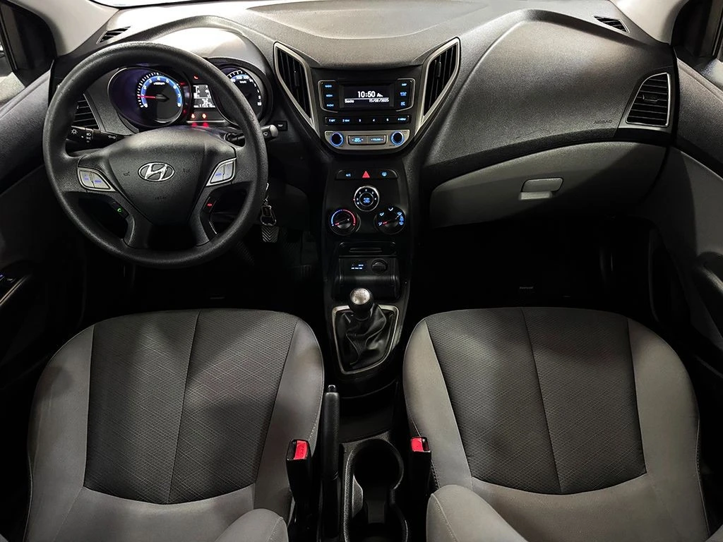 HYUNDAI HB20S