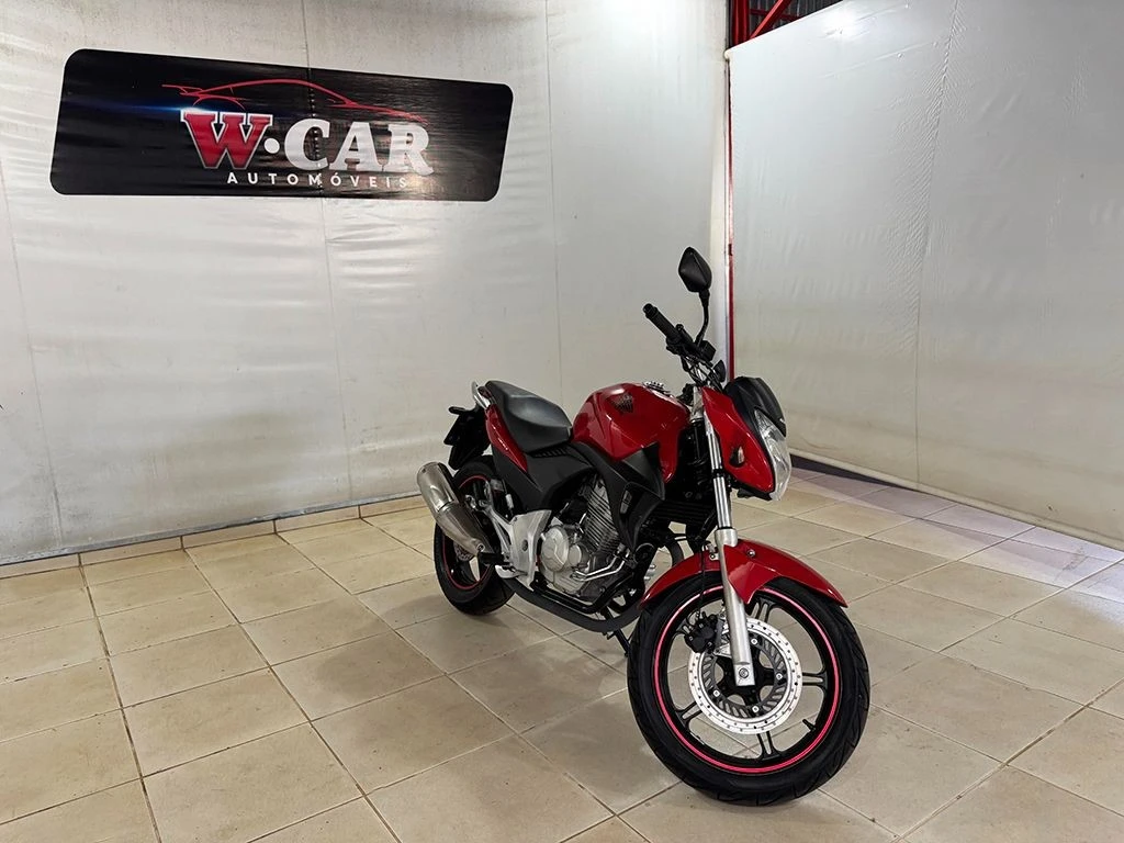 HONDA CB 300R