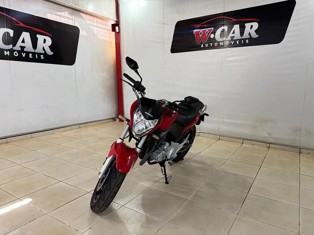 HONDA CB 300R