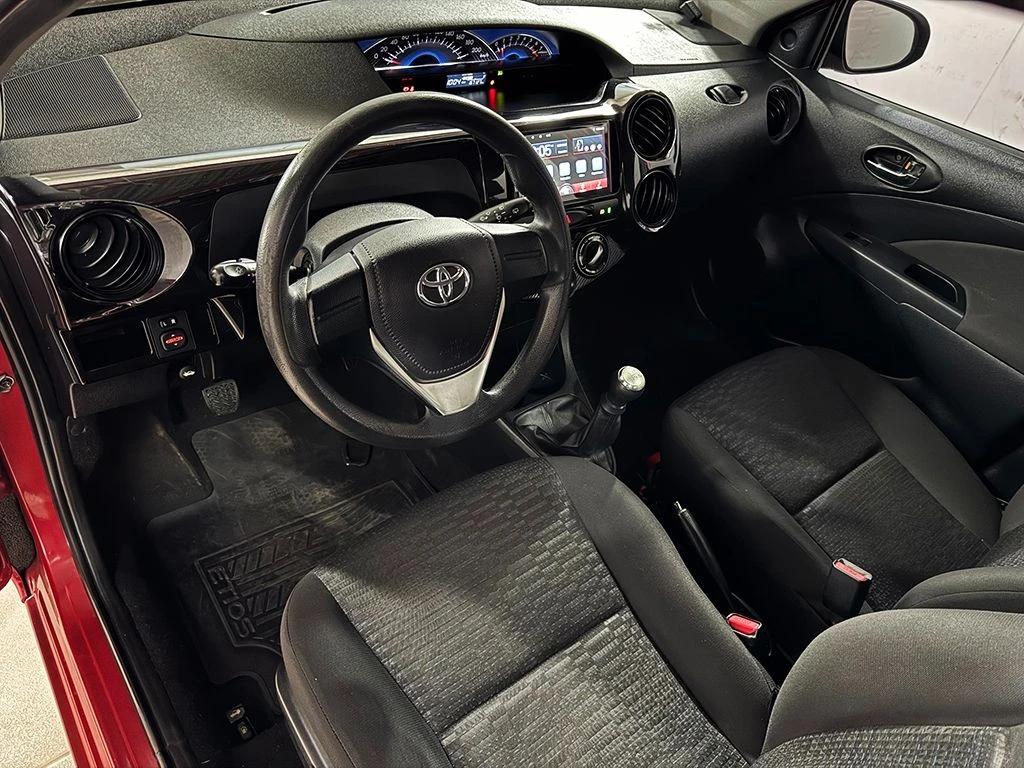 TOYOTA ETIOS