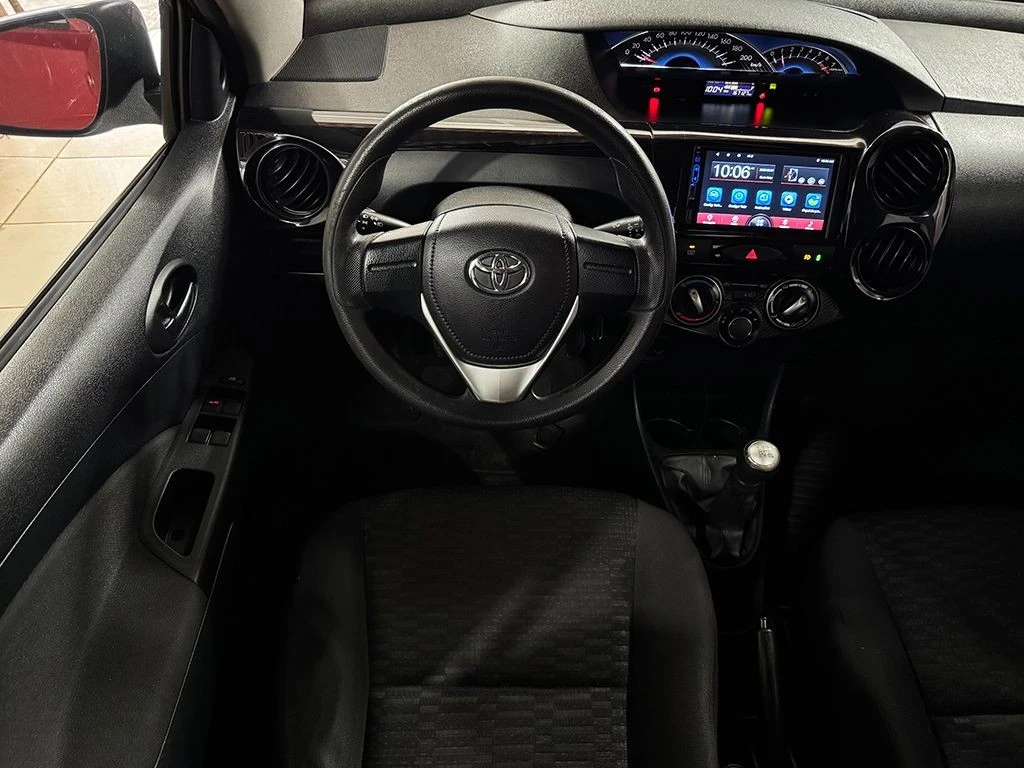 TOYOTA ETIOS