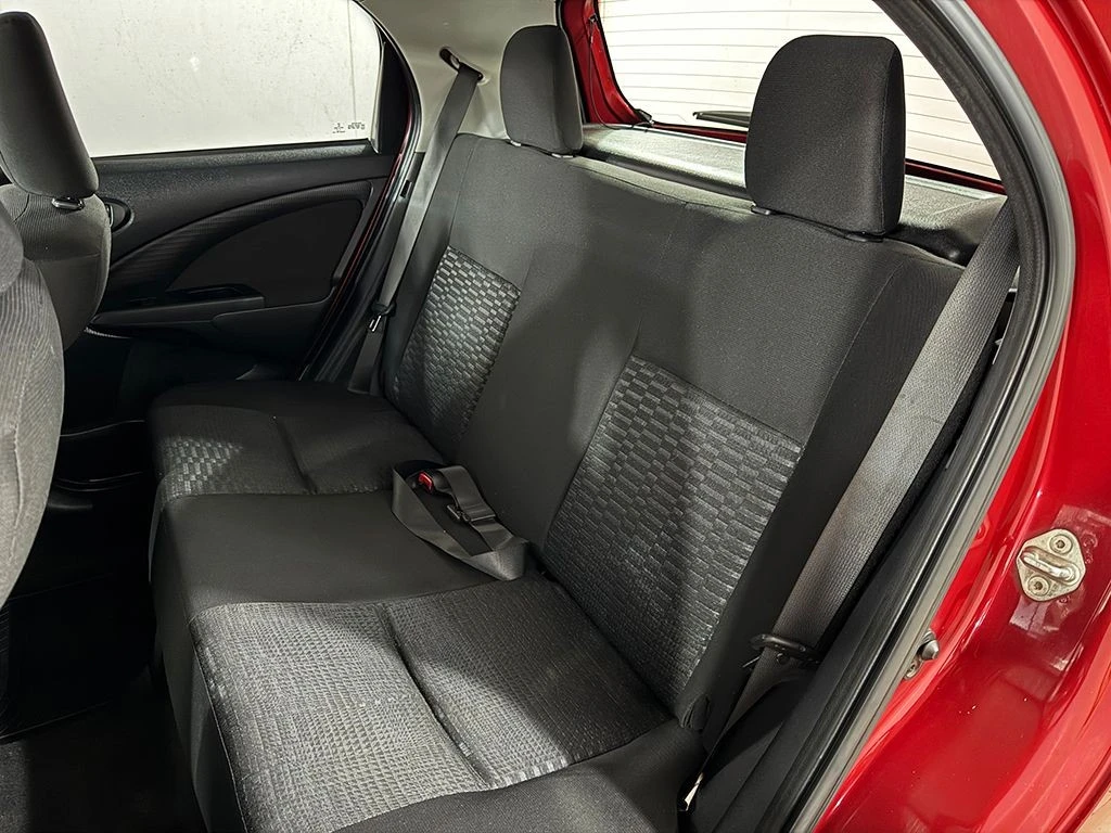 TOYOTA ETIOS
