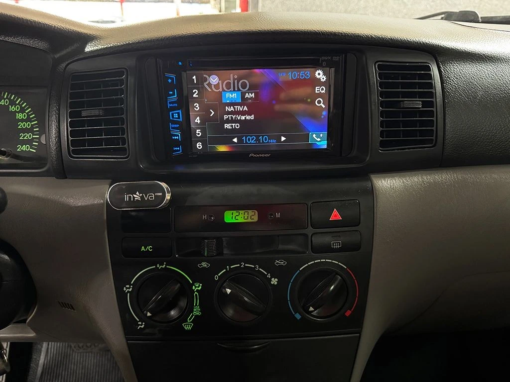 TOYOTA COROLLA