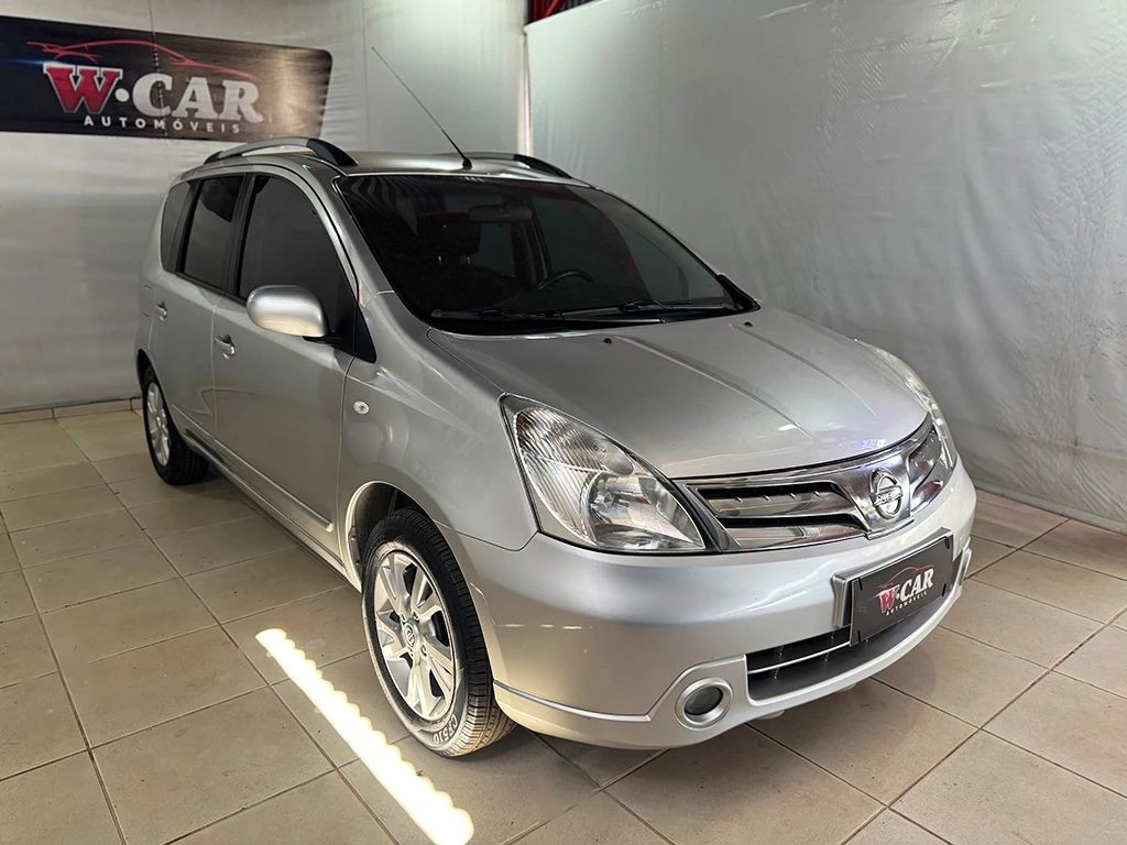 NISSAN LIVINA
