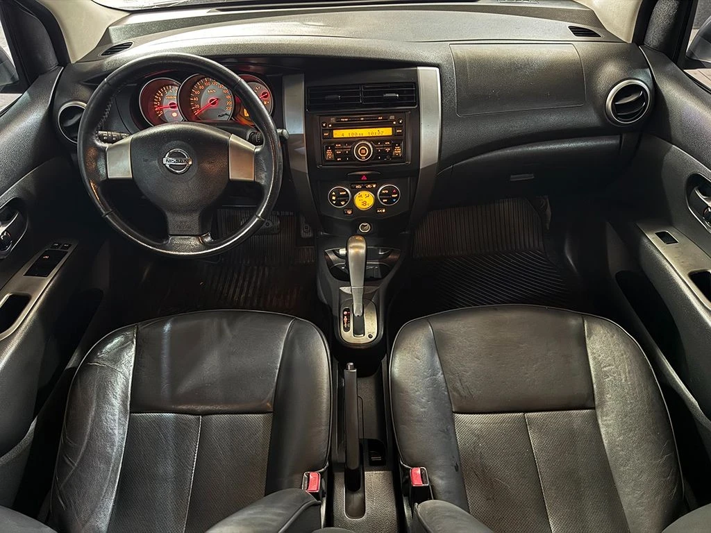 NISSAN LIVINA