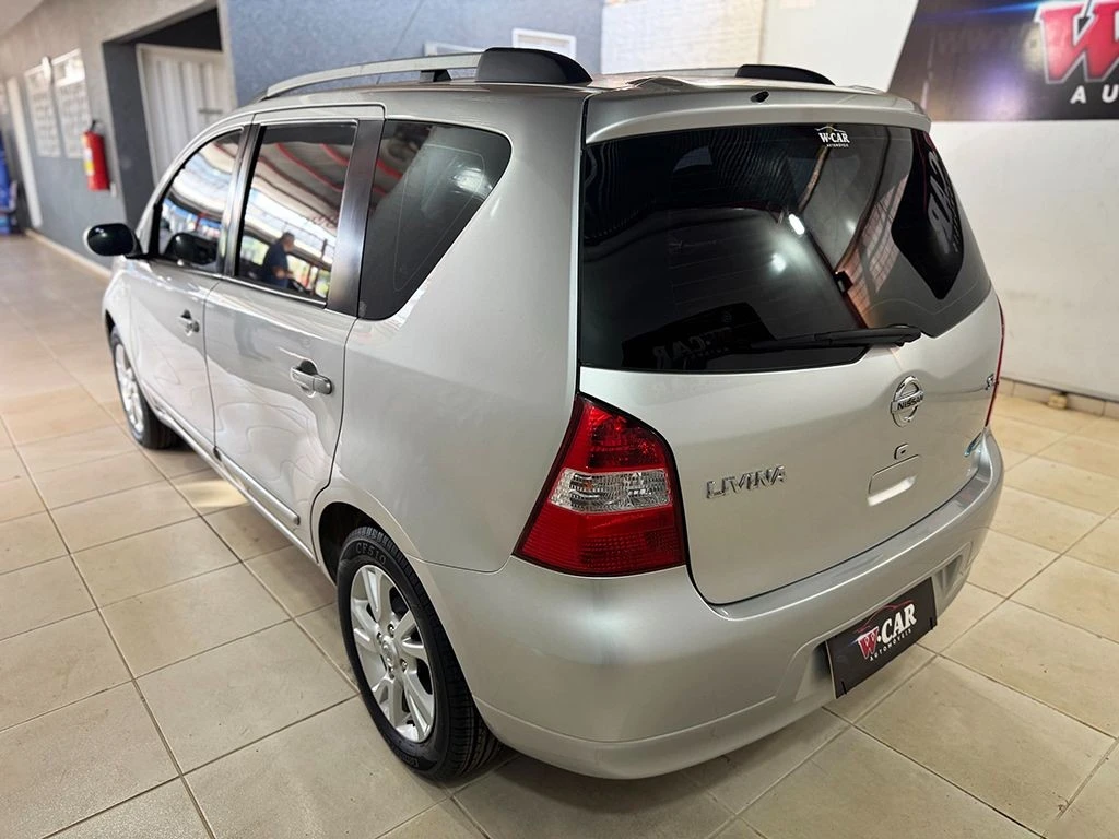 NISSAN LIVINA