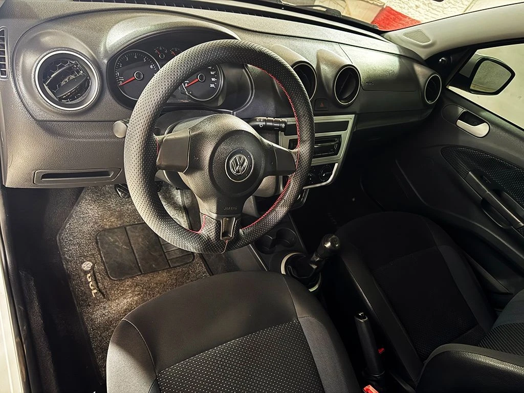 VOLKSWAGEN GOL