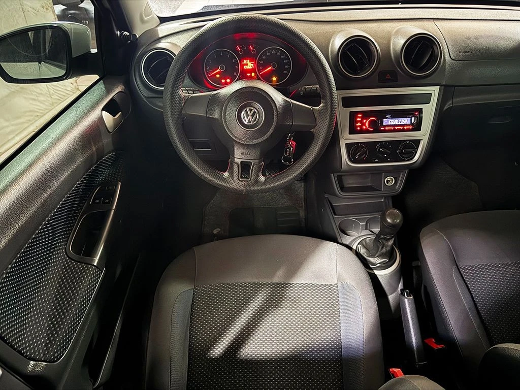 VOLKSWAGEN GOL