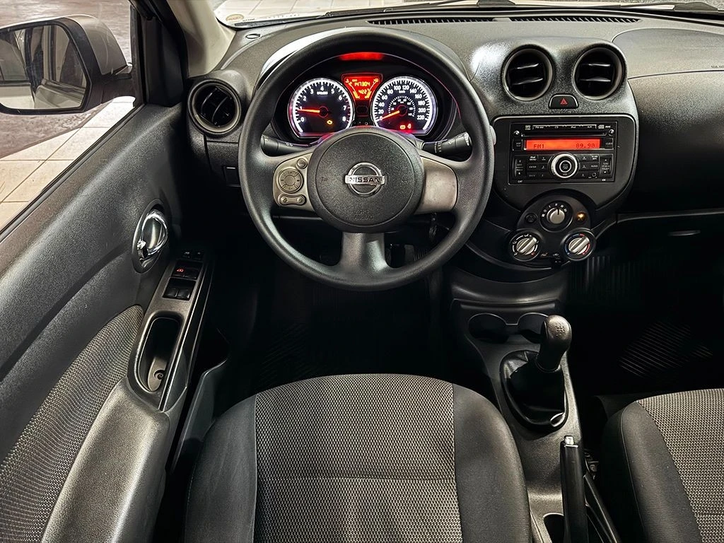 NISSAN VERSA