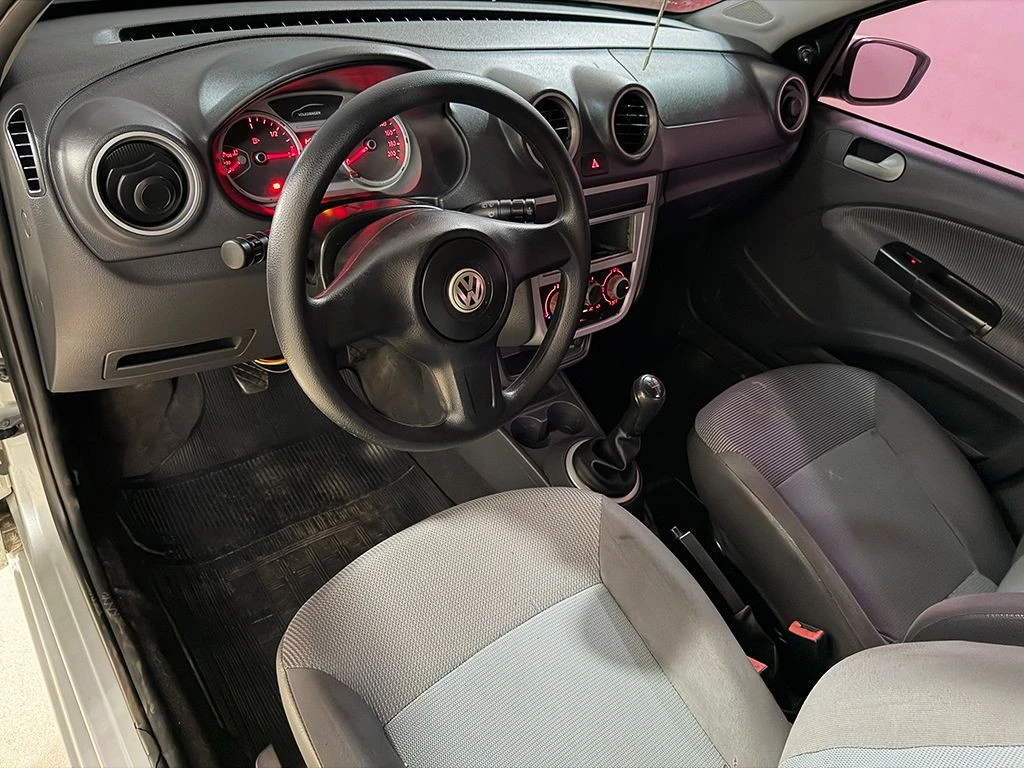 VOLKSWAGEN GOL