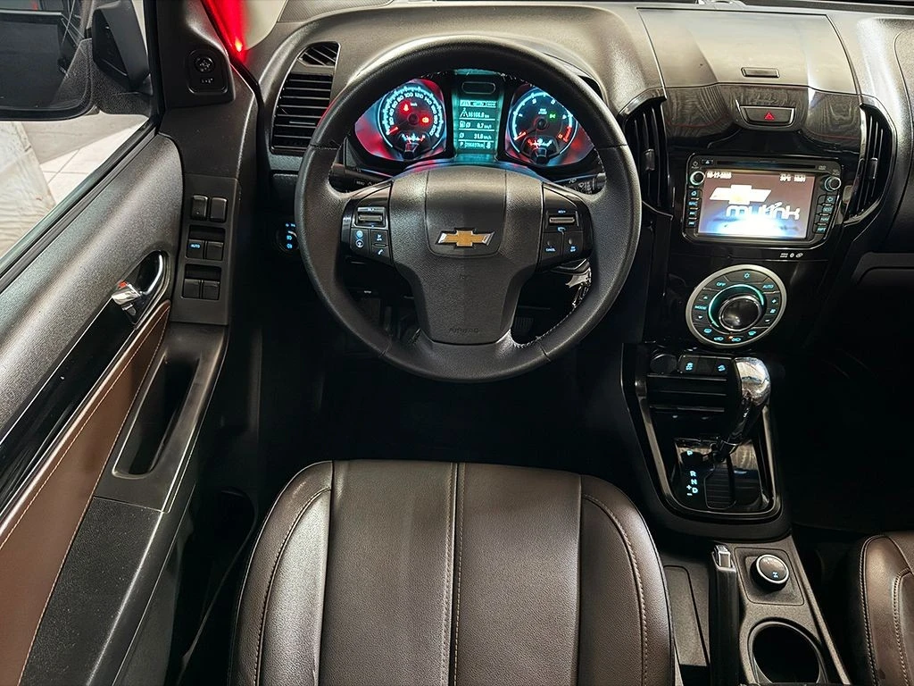 CHEVROLET S10