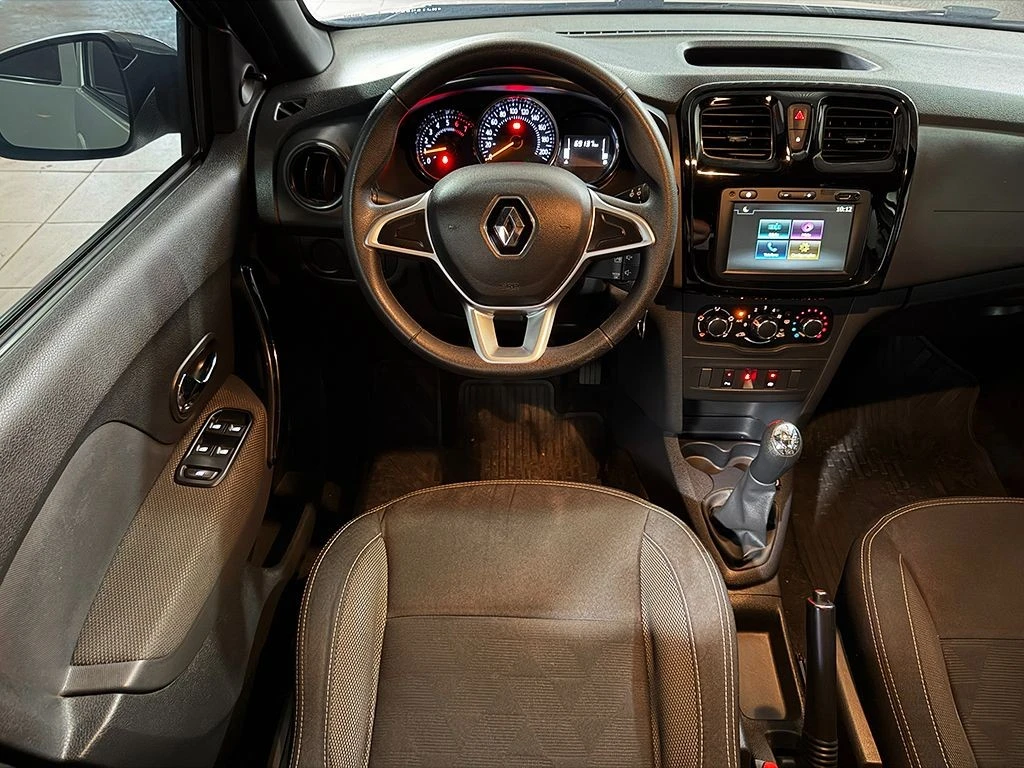 RENAULT LOGAN