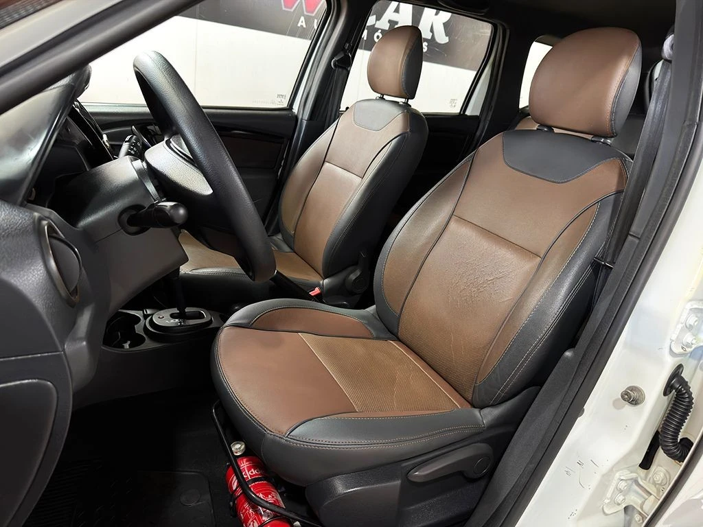 RENAULT DUSTER