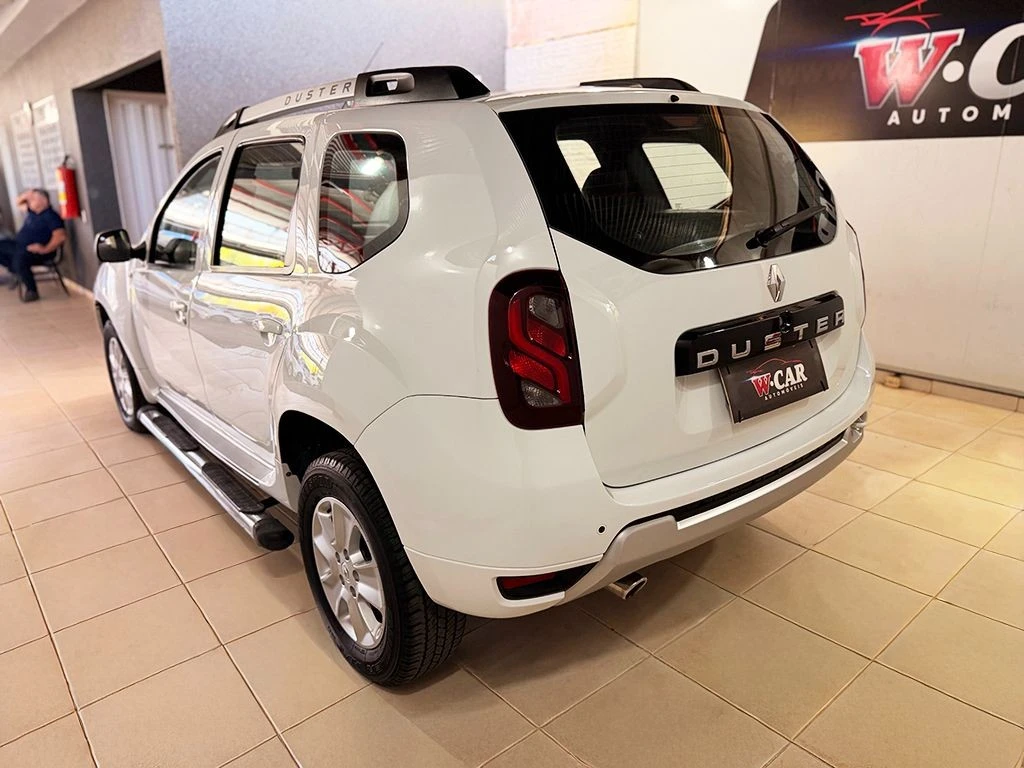 RENAULT DUSTER