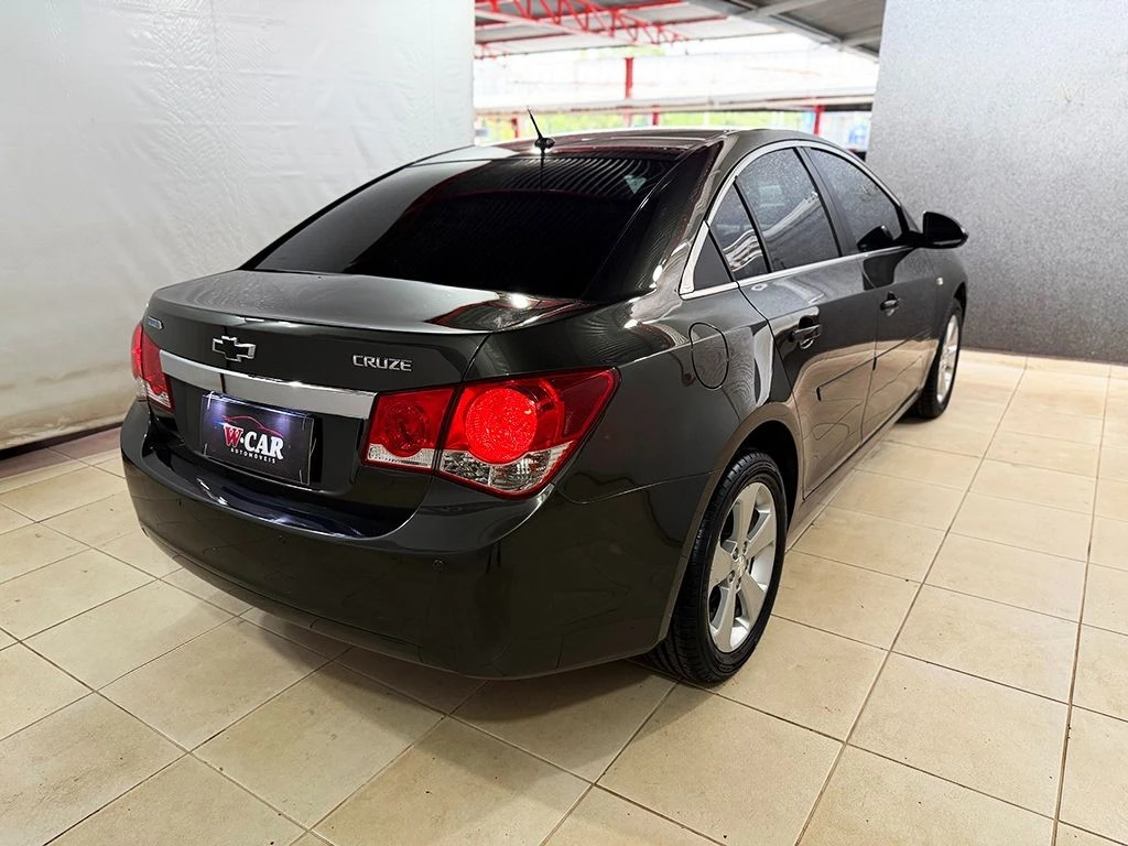 CHEVROLET CRUZE