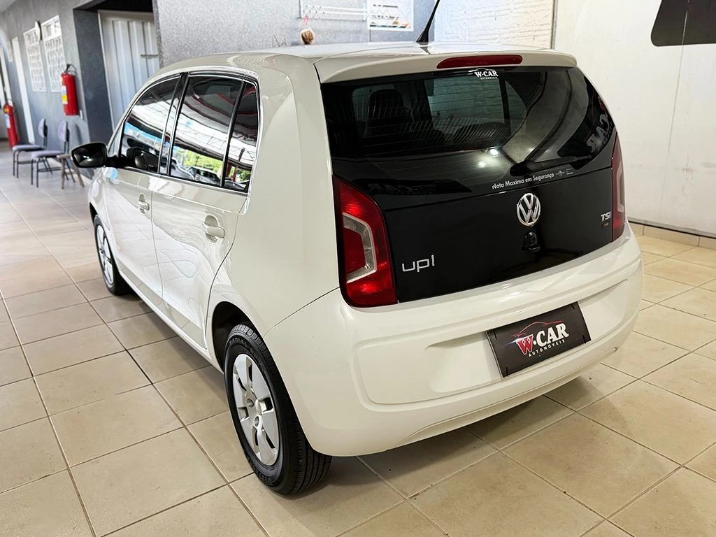 VOLKSWAGEN UP