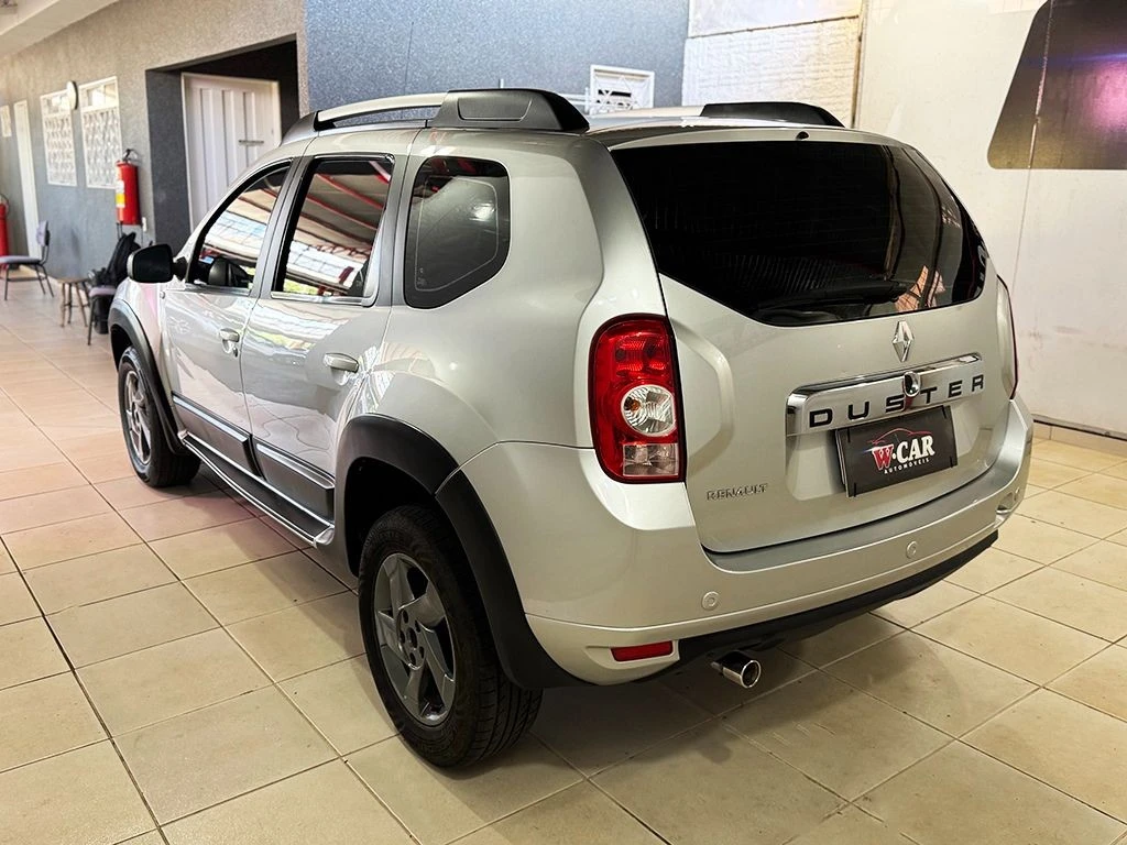 RENAULT DUSTER