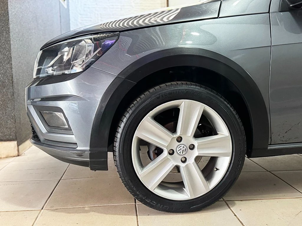 VOLKSWAGEN SAVEIRO