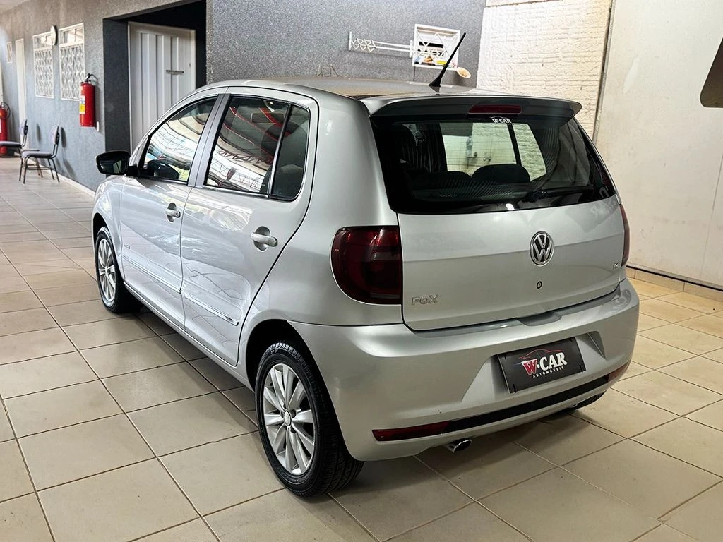 VOLKSWAGEN FOX