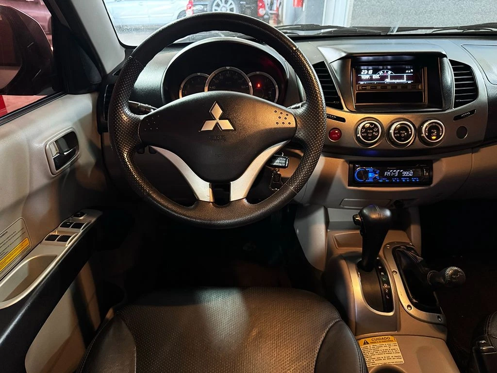 MITSUBISHI L200 TRITON