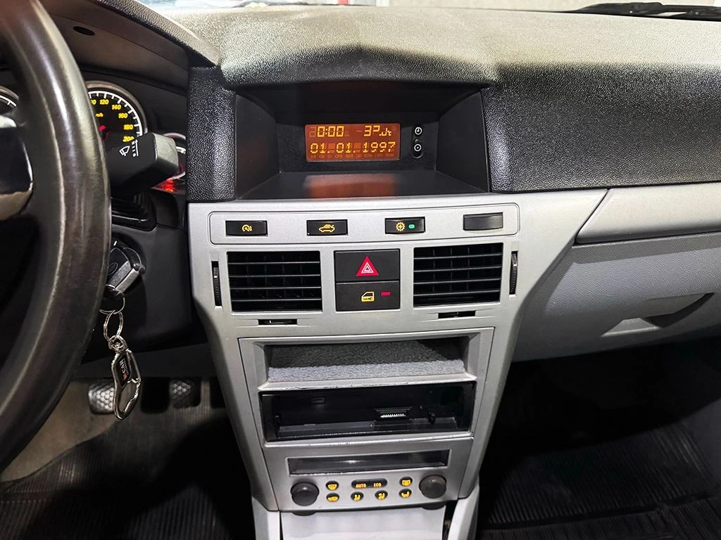 CHEVROLET VECTRA