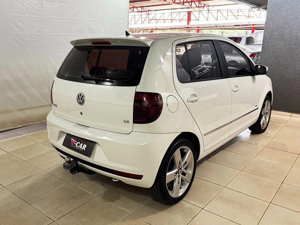VOLKSWAGEN FOX