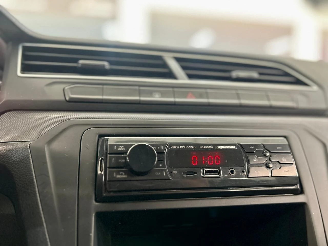 VOLKSWAGEN VOYAGE