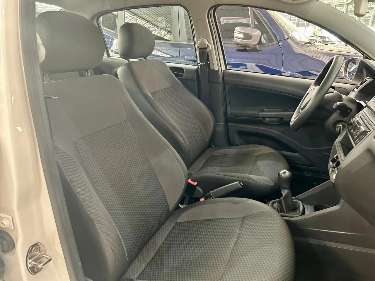 VOLKSWAGEN VOYAGE